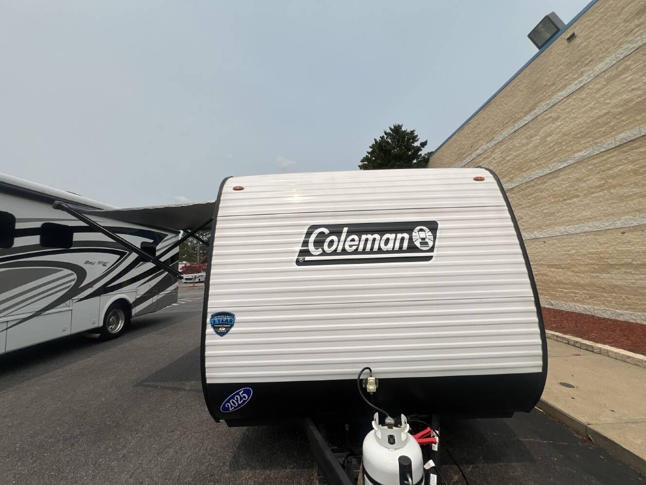 A photo of this 2025 Keystone COLEMAN 17B
