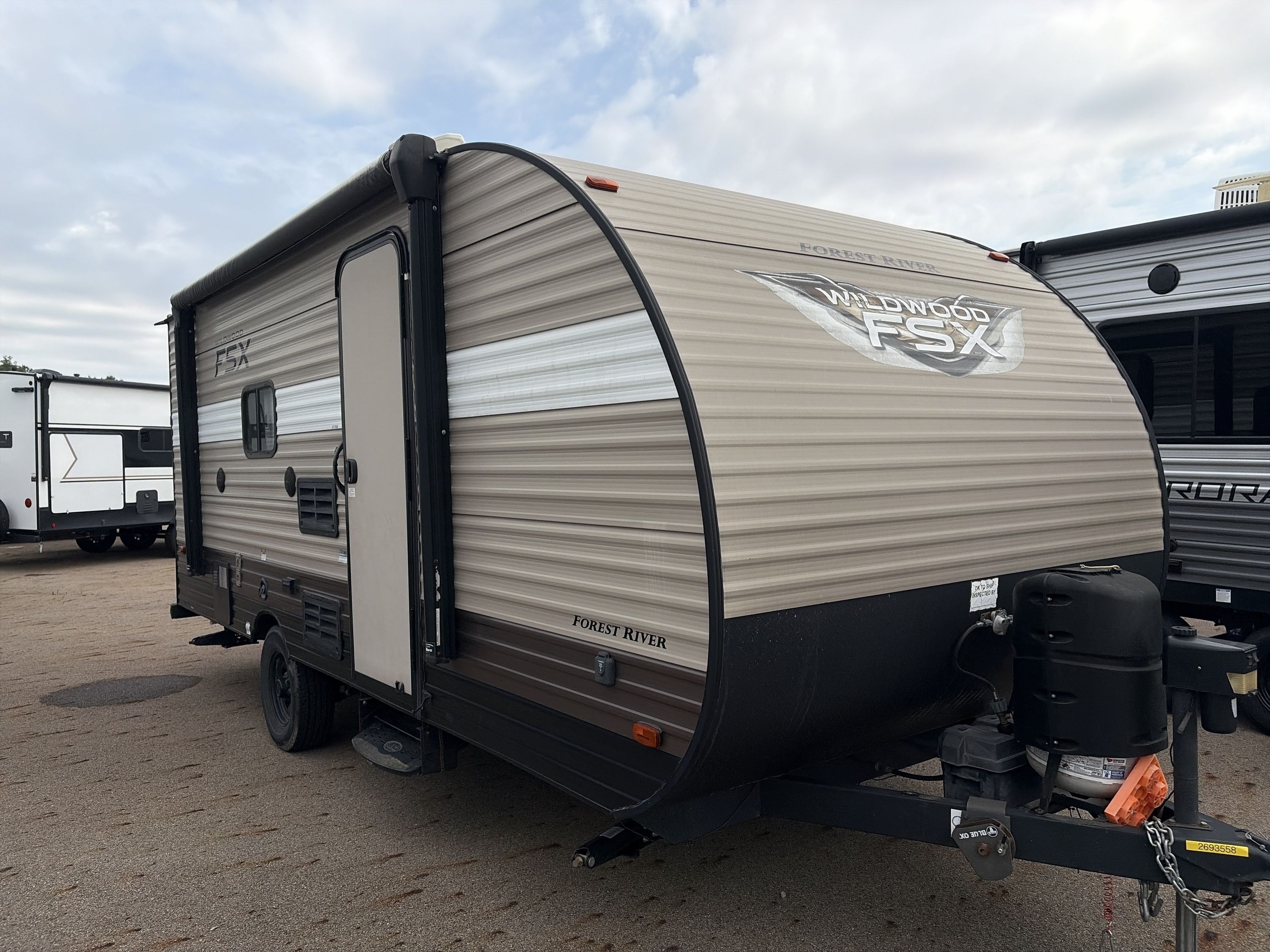 2018 Forest River WILDWOOD FSX 207BH in sunbury OH