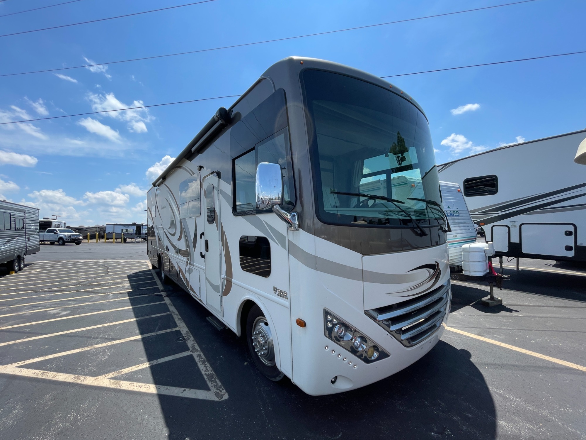 2017 Thor HURRICANE 34P RV