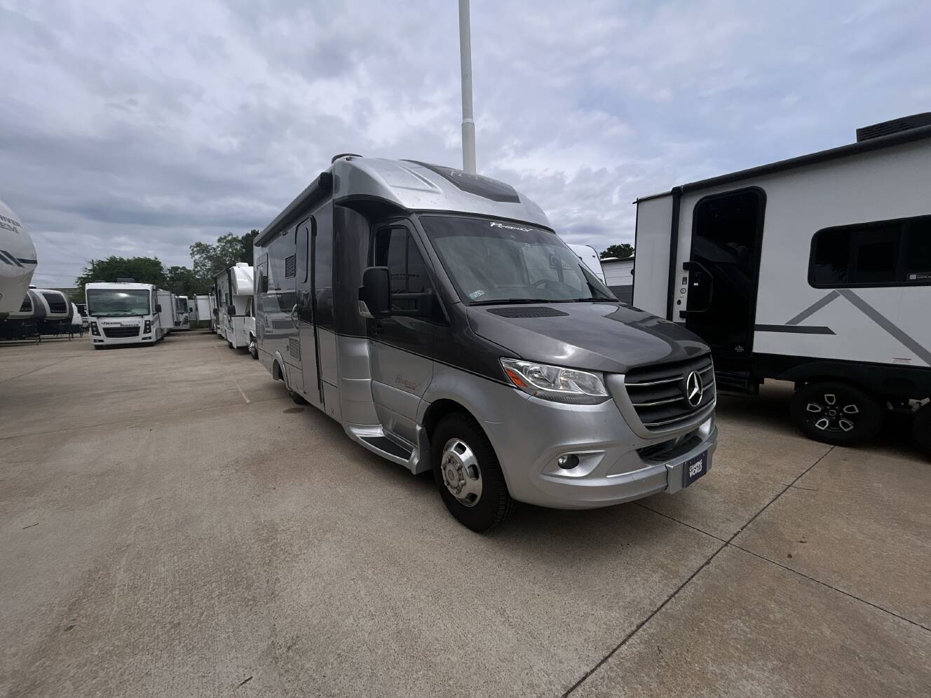 A photo of this 2020 Regency ULTRA BROUGHAM 25TB