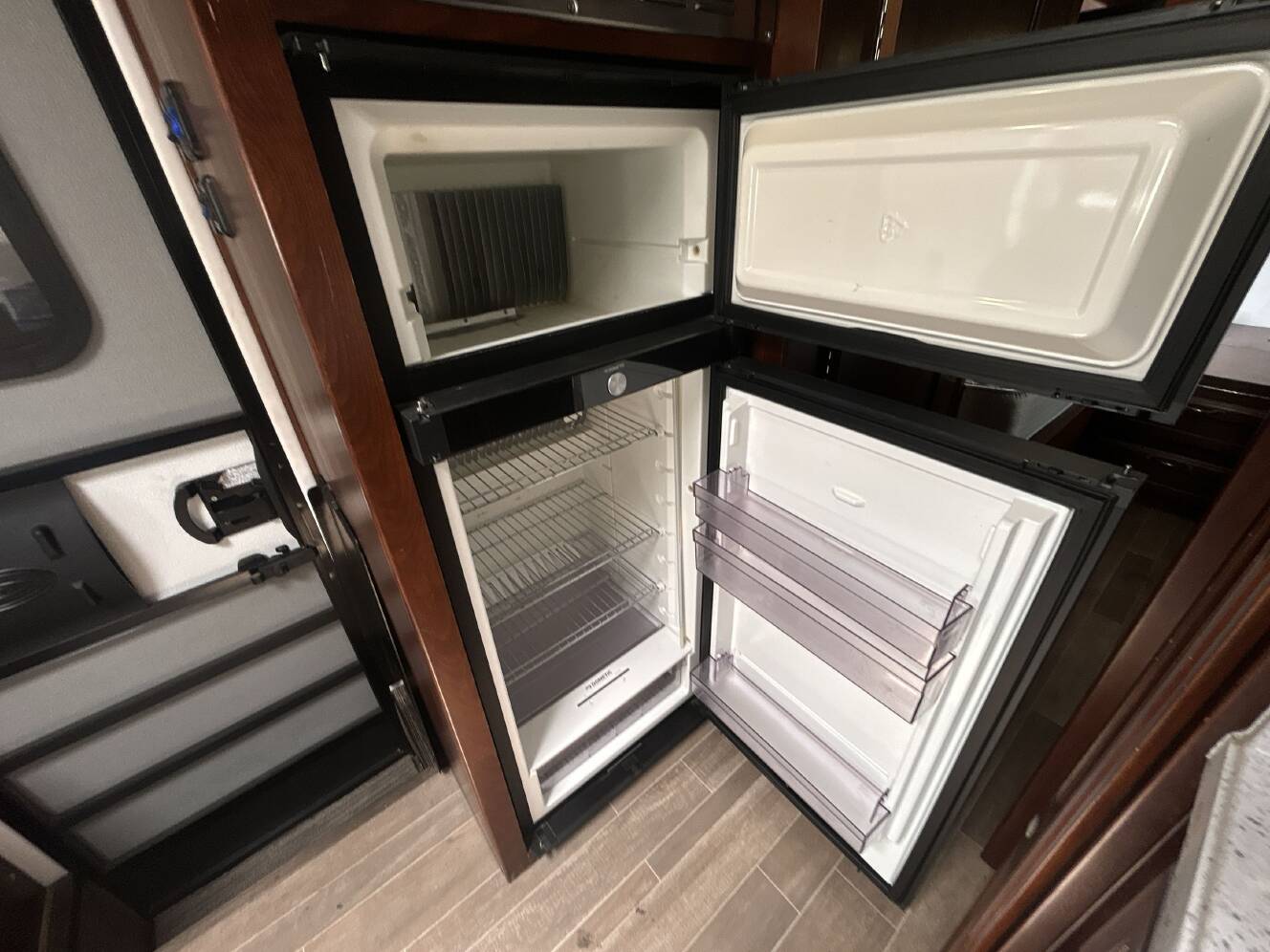A photo of this 2020 Regency ULTRA BROUGHAM 25TB