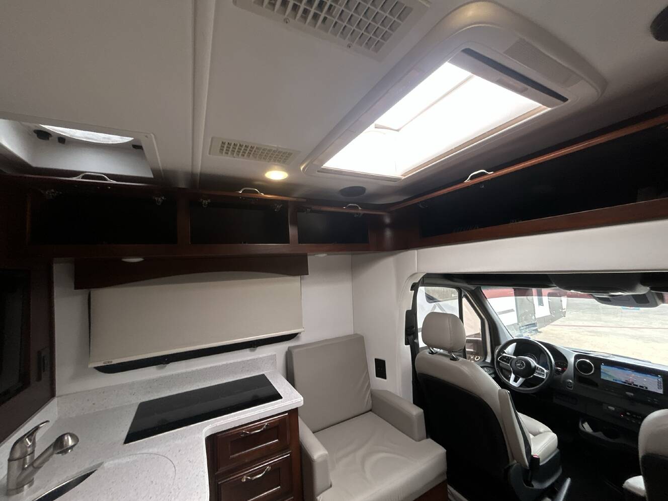A photo of this 2020 Regency ULTRA BROUGHAM 25TB