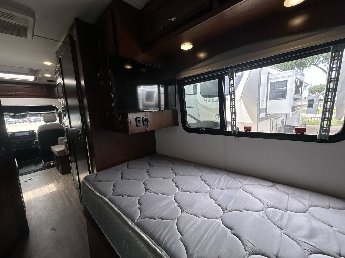 A photo of this 2020 Regency ULTRA BROUGHAM 25TB