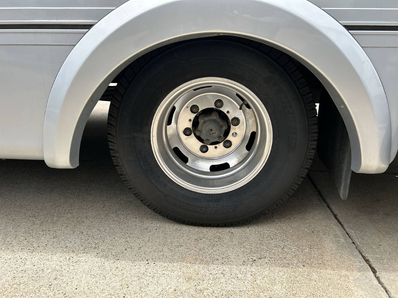 A photo of this 2020 Regency ULTRA BROUGHAM 25TB