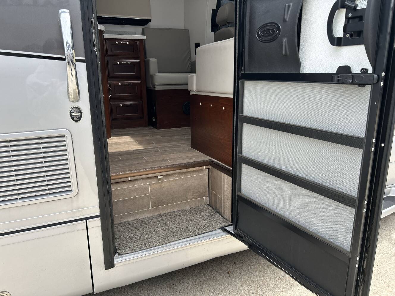 A photo of this 2020 Regency ULTRA BROUGHAM 25TB