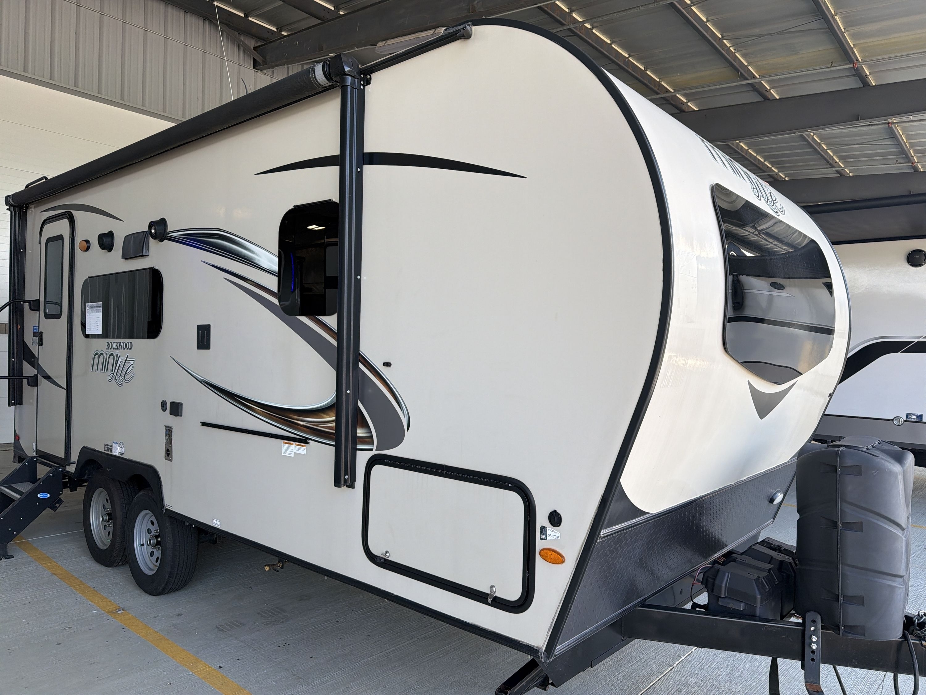 2019 Forest River ROCKWOOD MINI LITE 2109S in sunbury OH