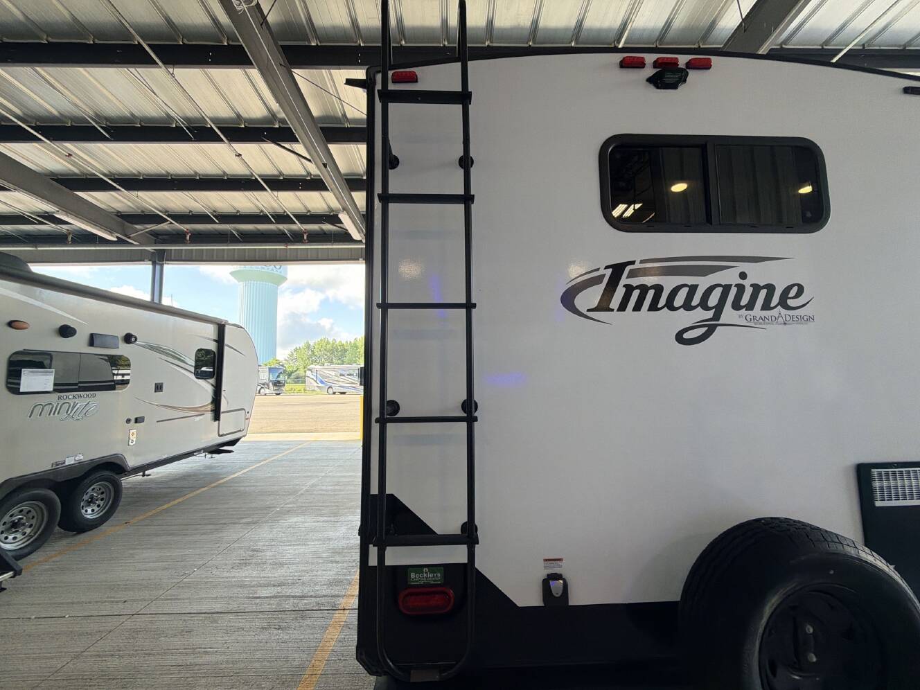 A photo of this 2019 Grand Design IMAGINE 2150RB