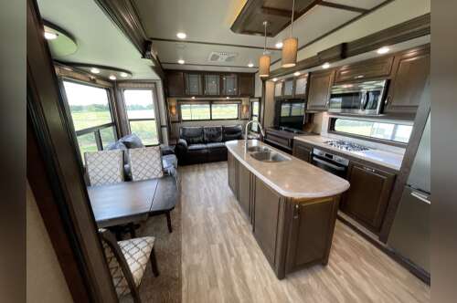 2018 Grand Design SOLITUDE 310GK in alvarado TX