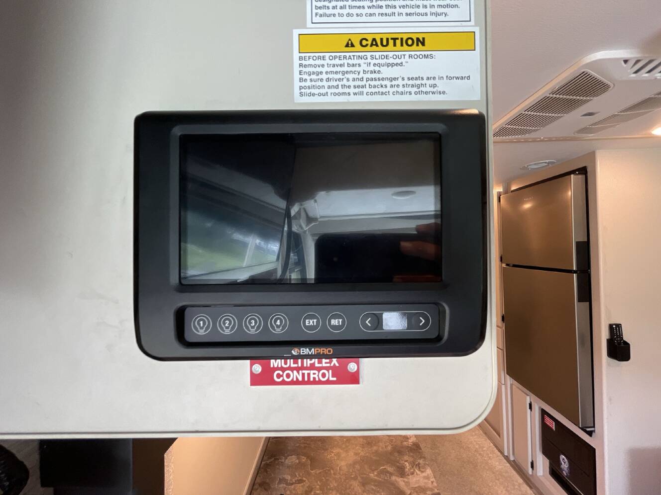 A photo of this 2023 Thor AXIS 24.3