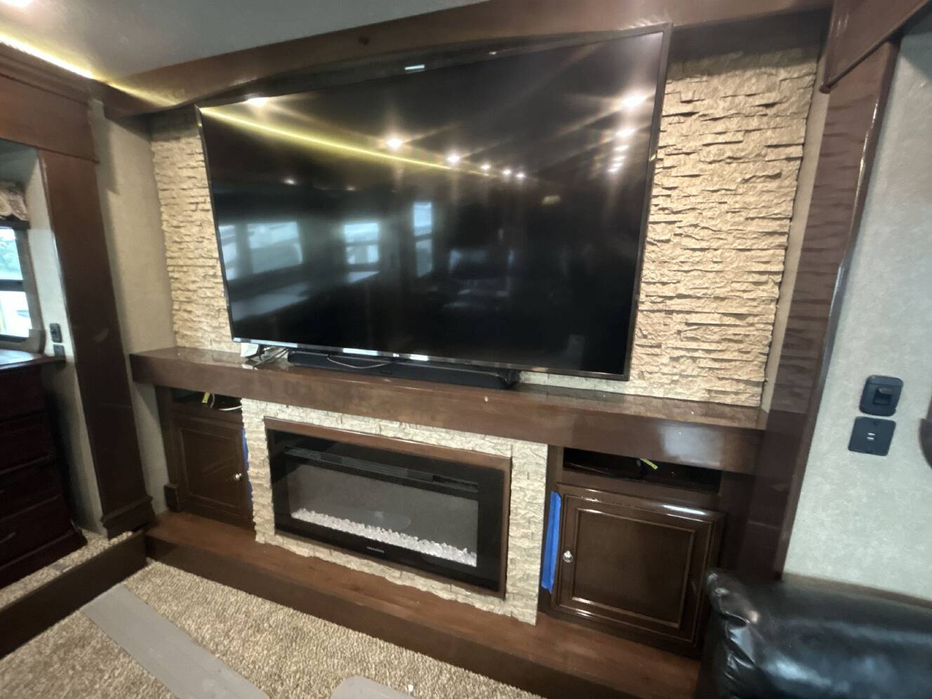 A photo of this 2019 Crossroads REDWOOD 3941FL