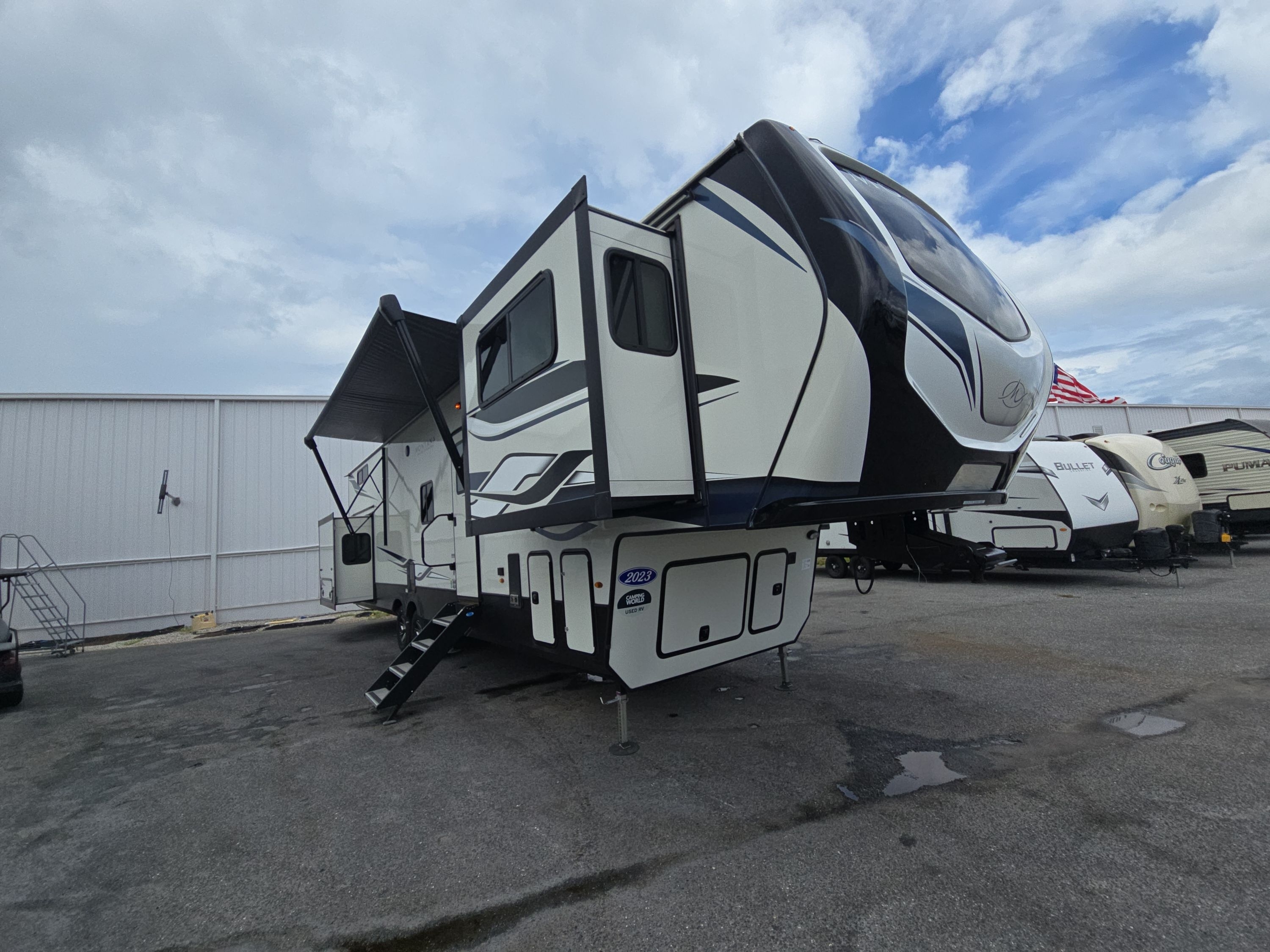 2023 Keystone MONTANA HIGH COUNTRY 377FL in summerfield FL