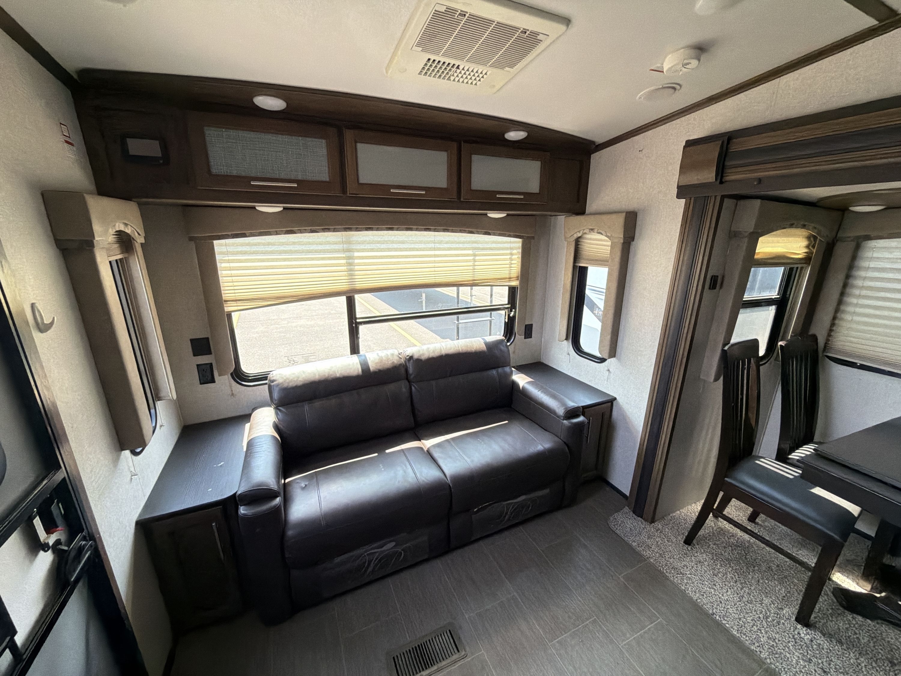 2019 Keystone COUGAR 27RLS in cheyenne WY