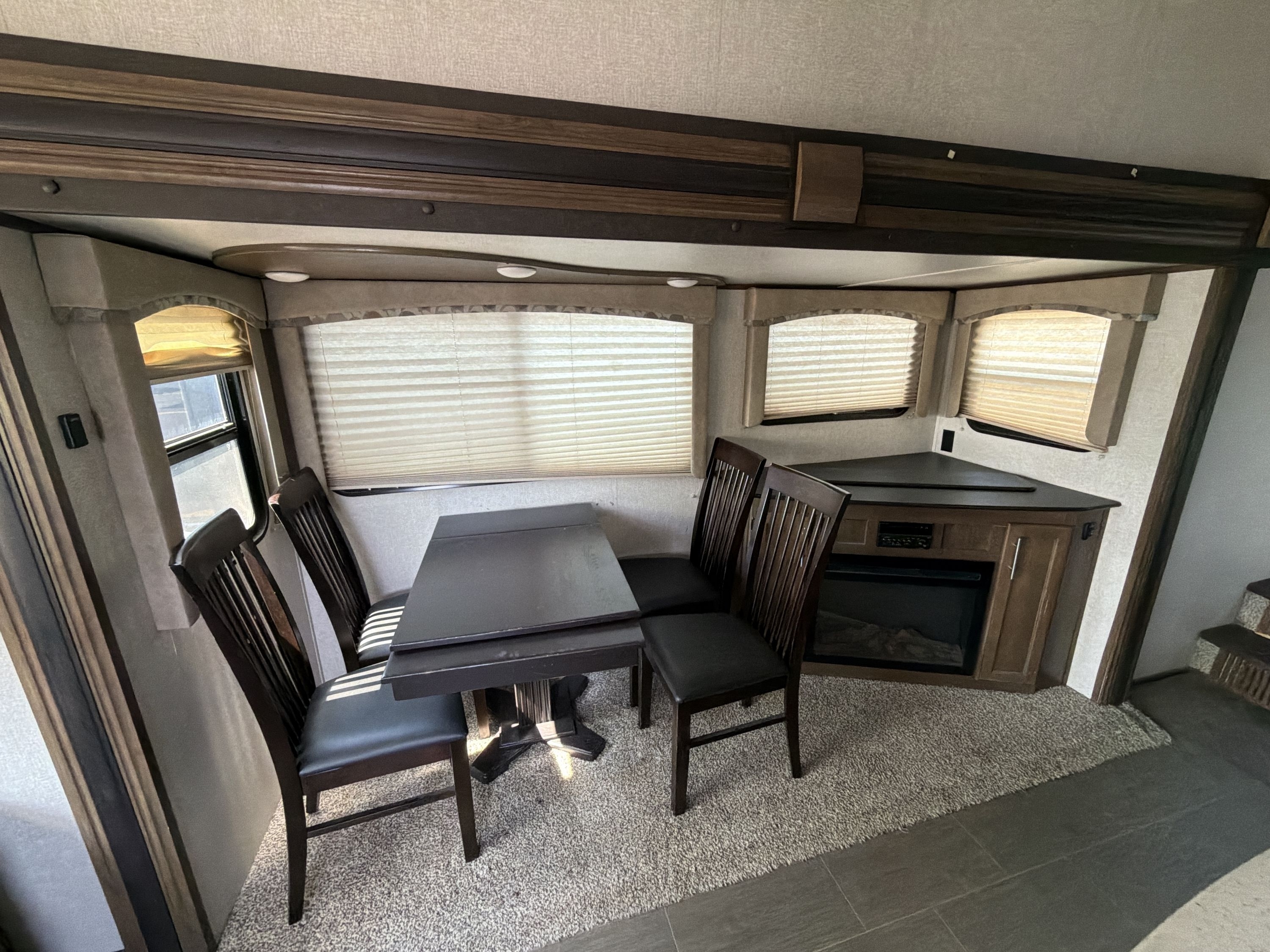 2019 Keystone COUGAR 27RLS in cheyenne WY