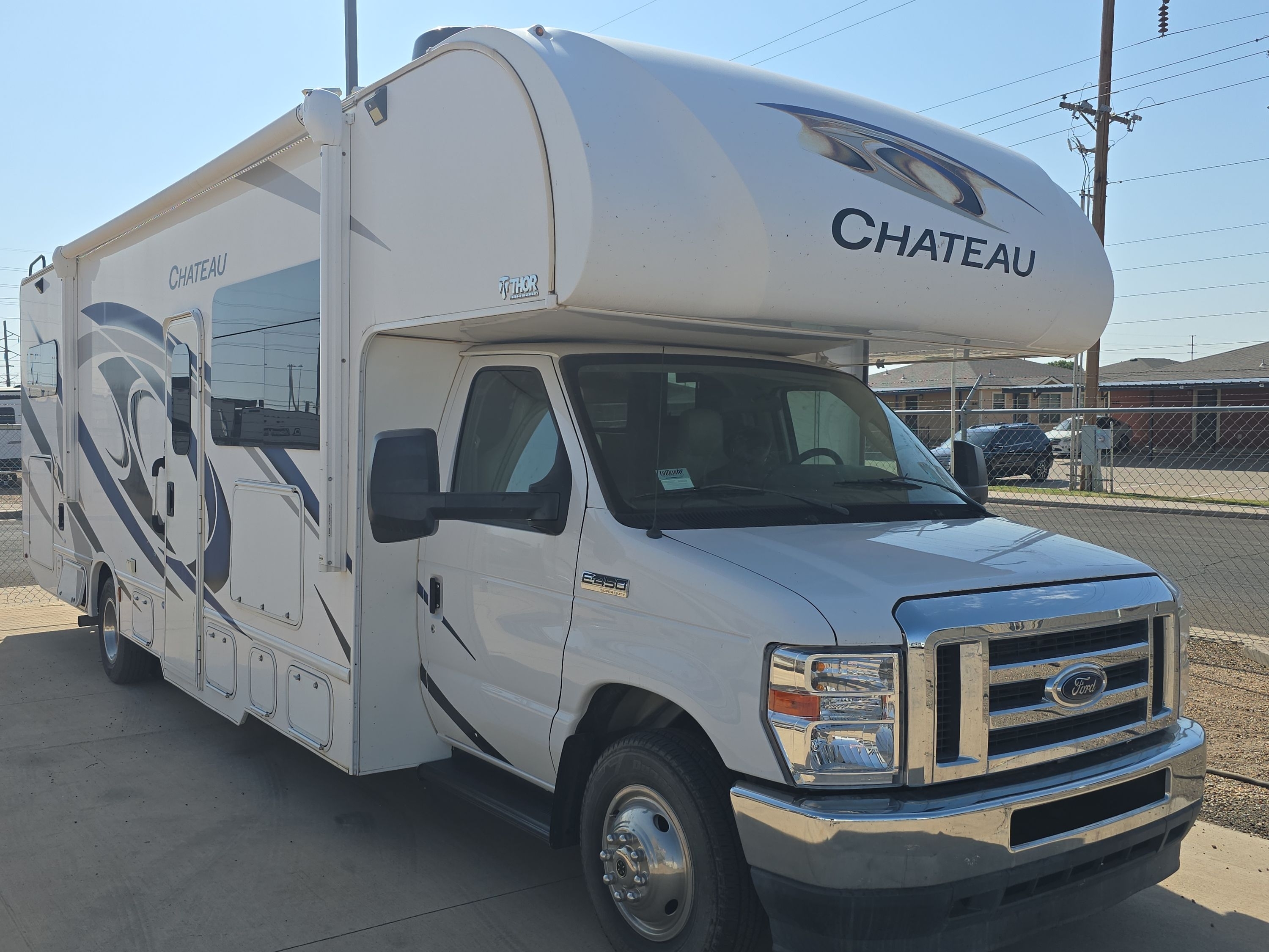 2021 Thor CHATEAU 31W RV