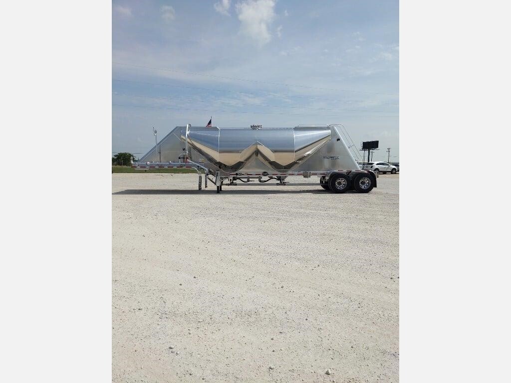 2027 MAC TRAILER MFG 1000C PNEUMATIC DRY BULK in Conway, AR