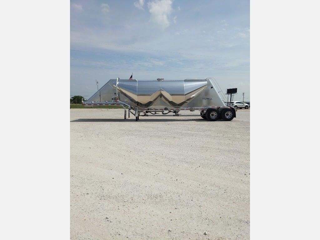 2027 MAC TRAILER MFG 1000C PNEUMATIC DRY BULK in Boise, ID