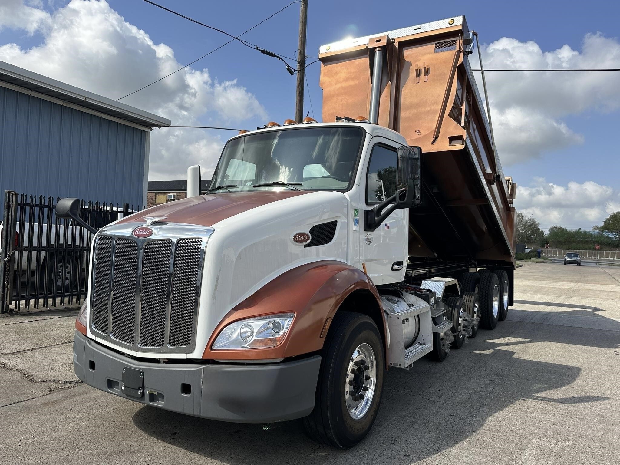 2020 PETERBILT 579 in Houston, TX