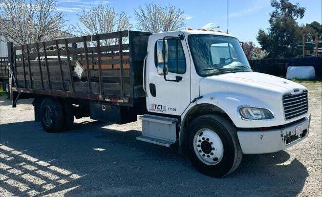 2017 FREIGHTLINER BUSINESS CLASS M2 106 in North Las Vegas, NV
