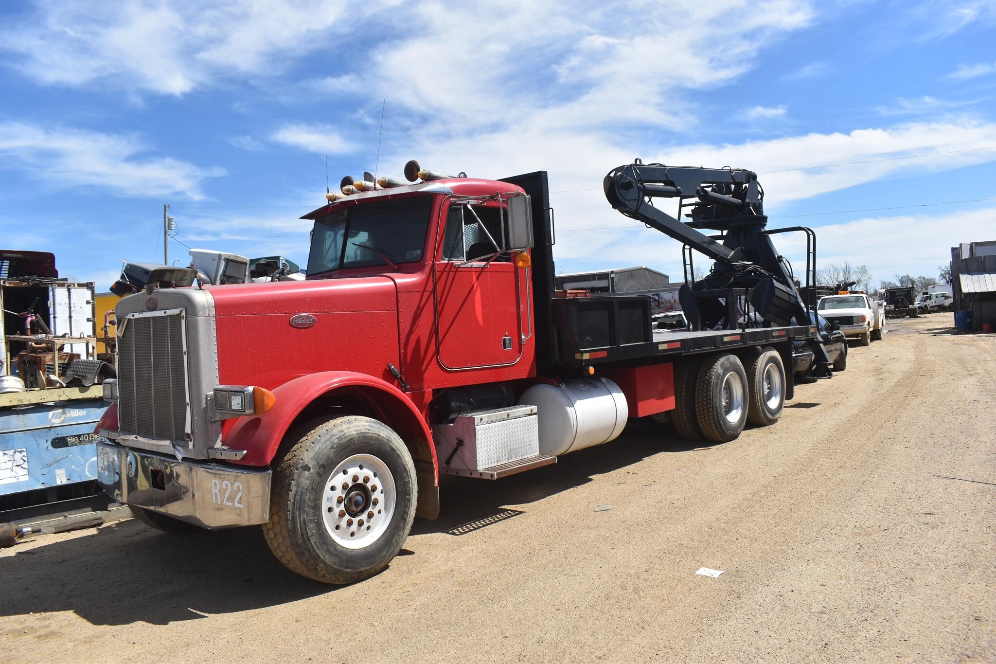 1989 PETERBILT 379 in Covington, TN
