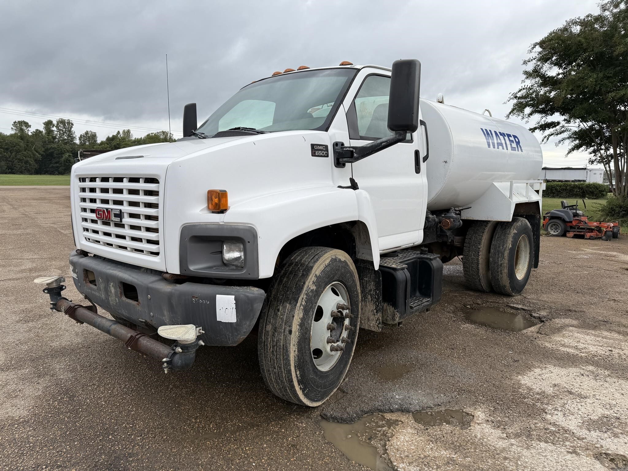 2005 GMC C6500 in Covington, TN