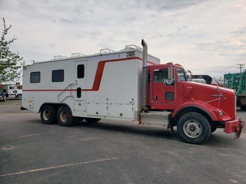 2009 KENWORTH T800 in Caledonia, NY