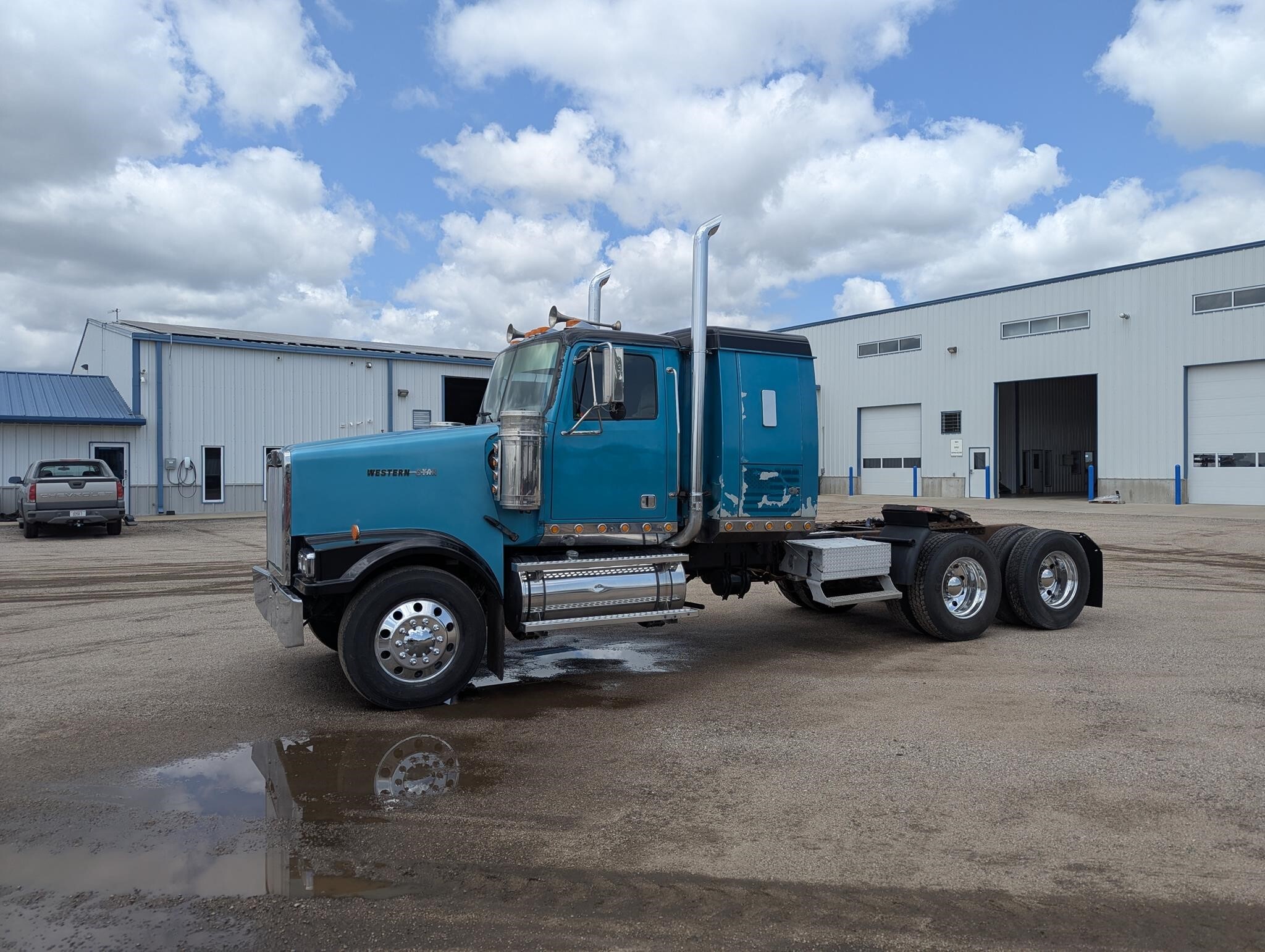 2007 WESTERN STAR 4900 in Sawyer, KS