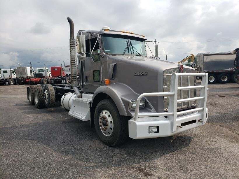 2012 KENWORTH T800 in Caledonia, NY