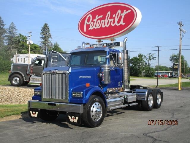 2020 WESTERN STAR CONVENTIONAL in Butler, PA