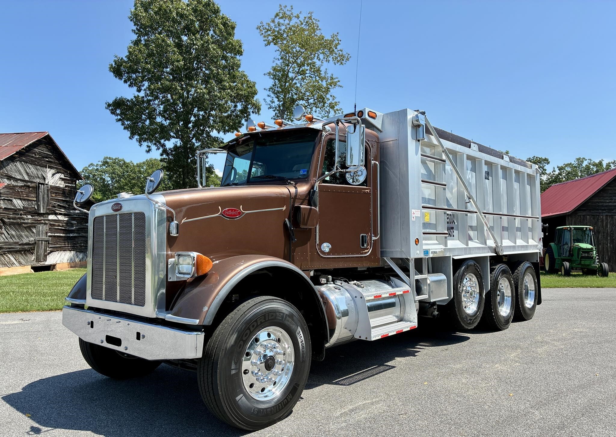 2019 PETERBILT 365 in Chatham, VA