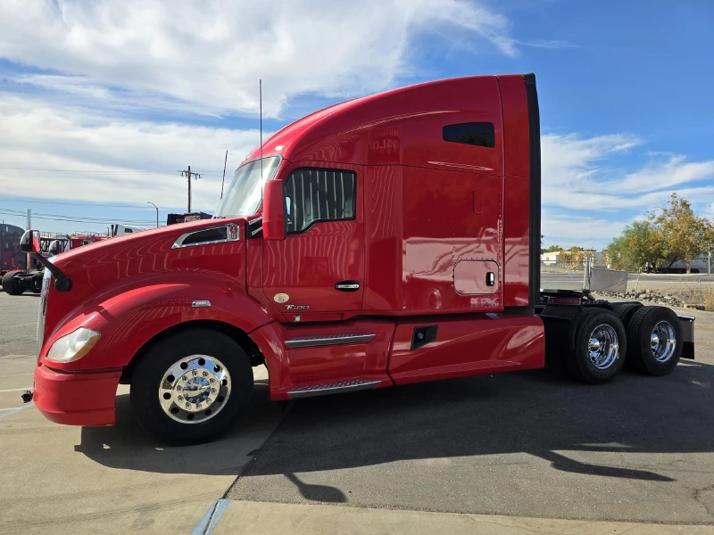 2021 KENWORTH T680