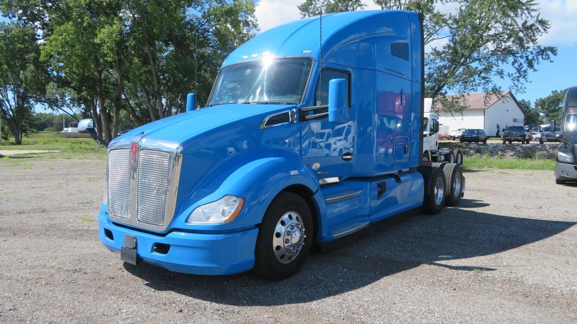 2022 KENWORTH T680 in Grand Rapids, MI