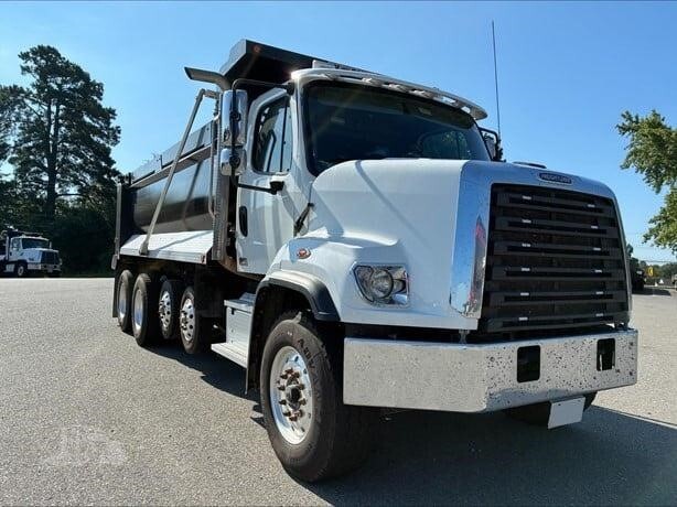 2023 FREIGHTLINER 108SD in Chatham, VA