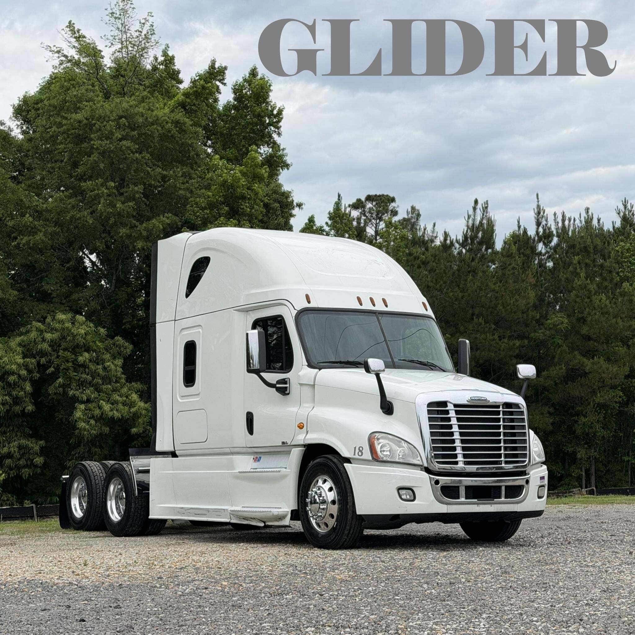 2020 FREIGHTLINER CASCADIA 125 in Fayette, AL