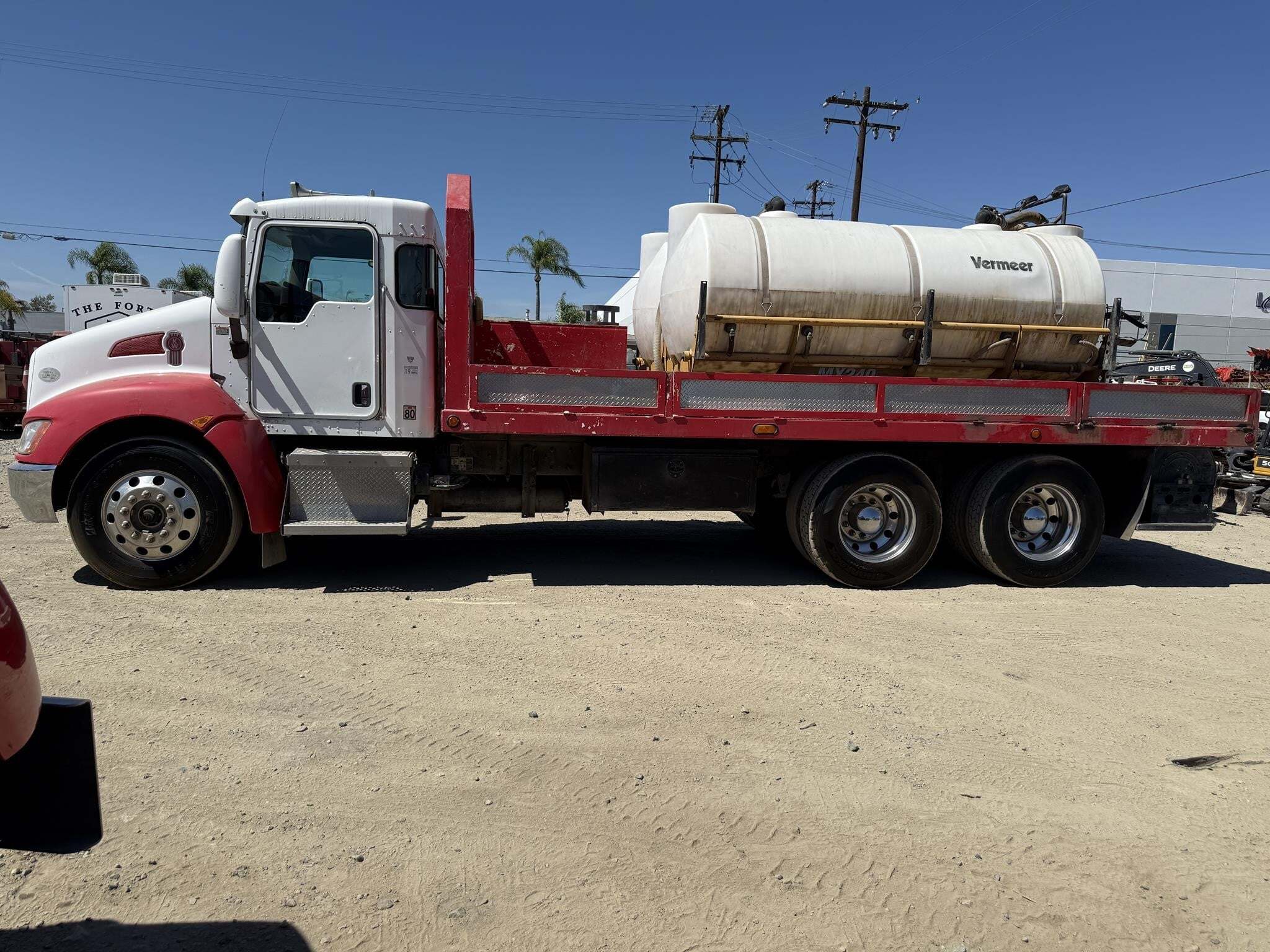 2009 KENWORTH T370 in Santa Rosa, CA