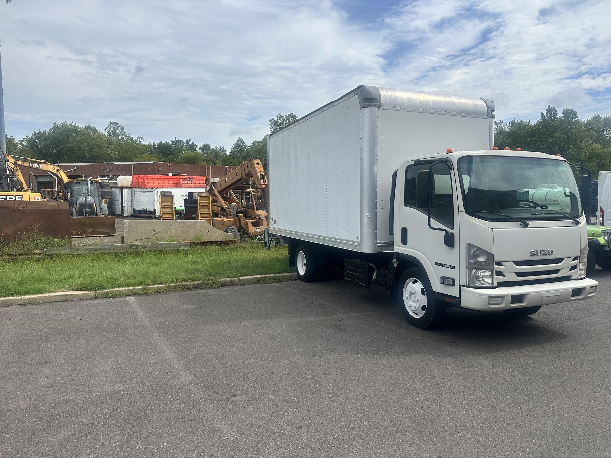 2018 ISUZU NRR in Philadelphia, PA