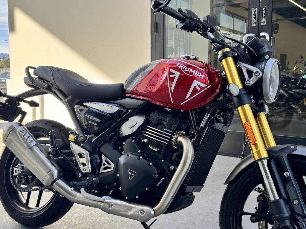 2026 Triumph Speed 400 Lava Red Gloss/Storm Grey BASE in Las Vegas, NV