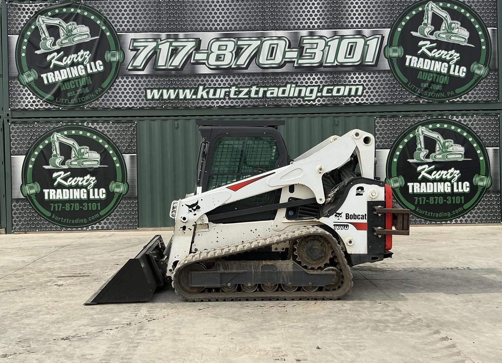 2022 BOBCAT T770 in Littlestown, PA