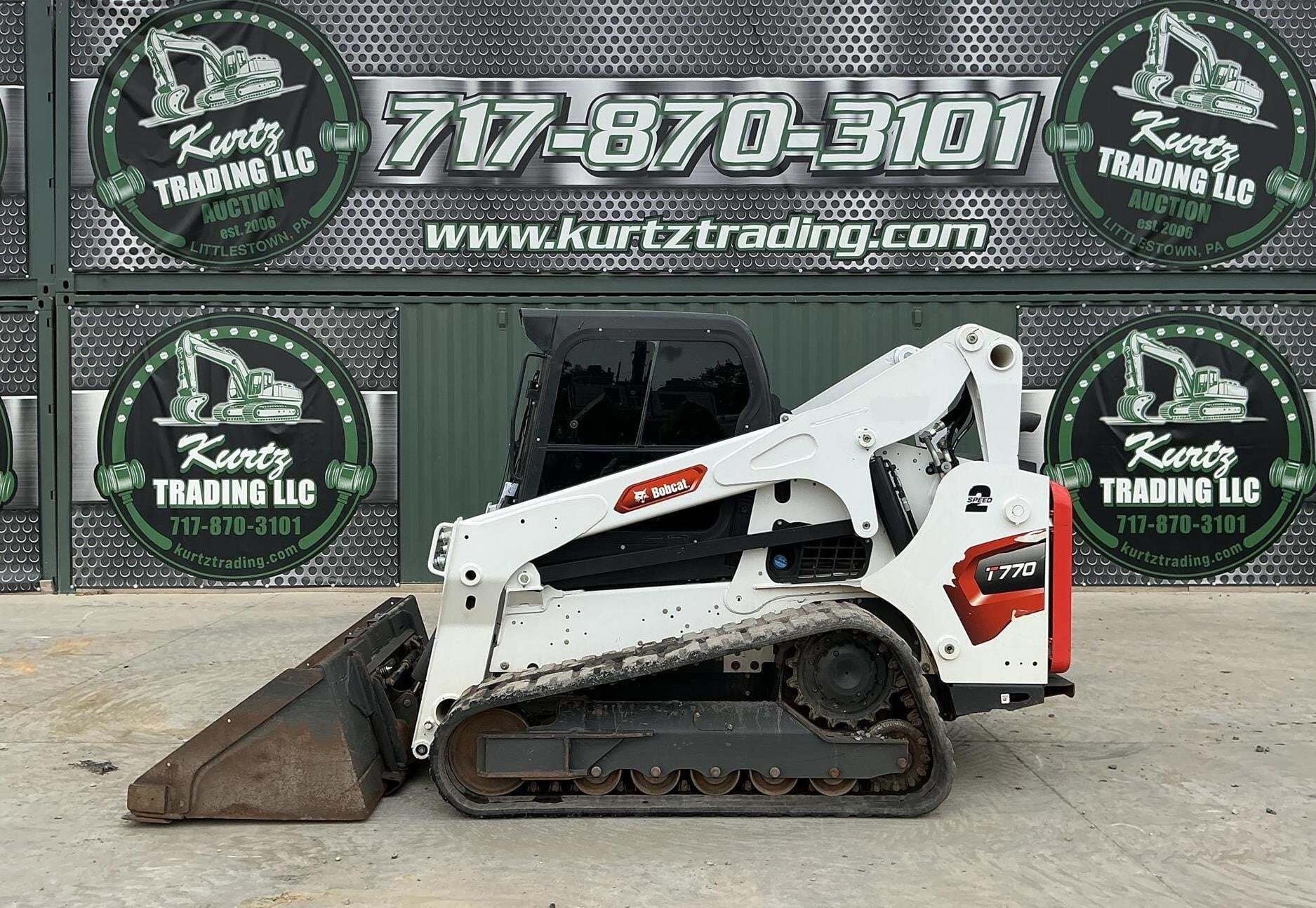 2023 BOBCAT T770 in Littlestown, PA