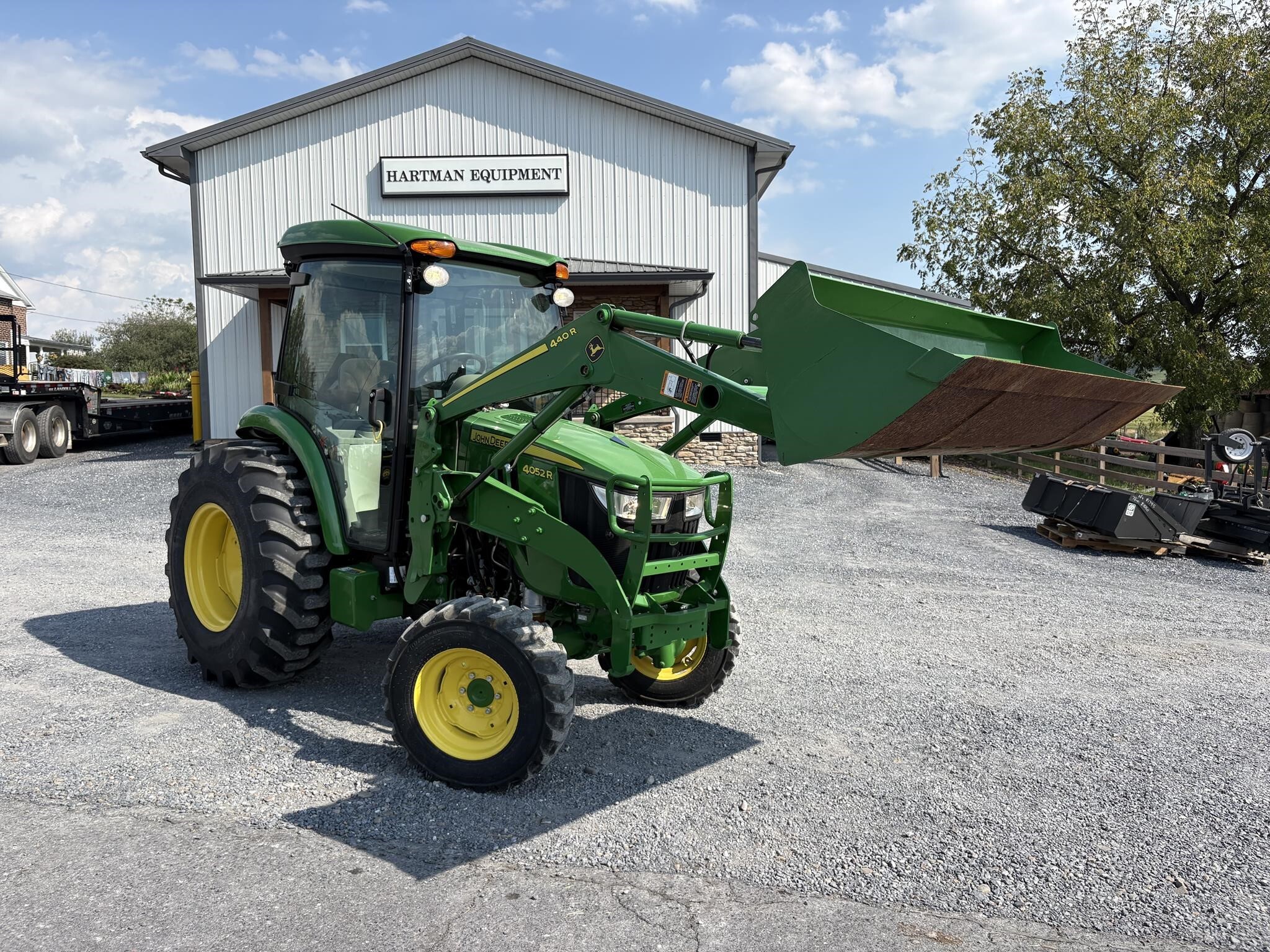 2023 JOHN DEERE 4052R in Linville, VA