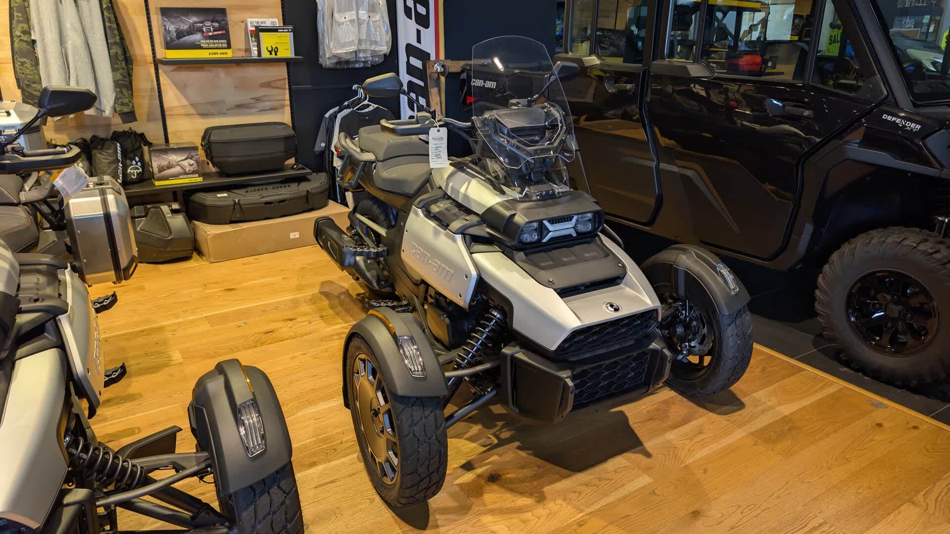 2026 Can-Am RD CANYON 1330 SE6 GY 26 Base BASE in Vancouver, WA