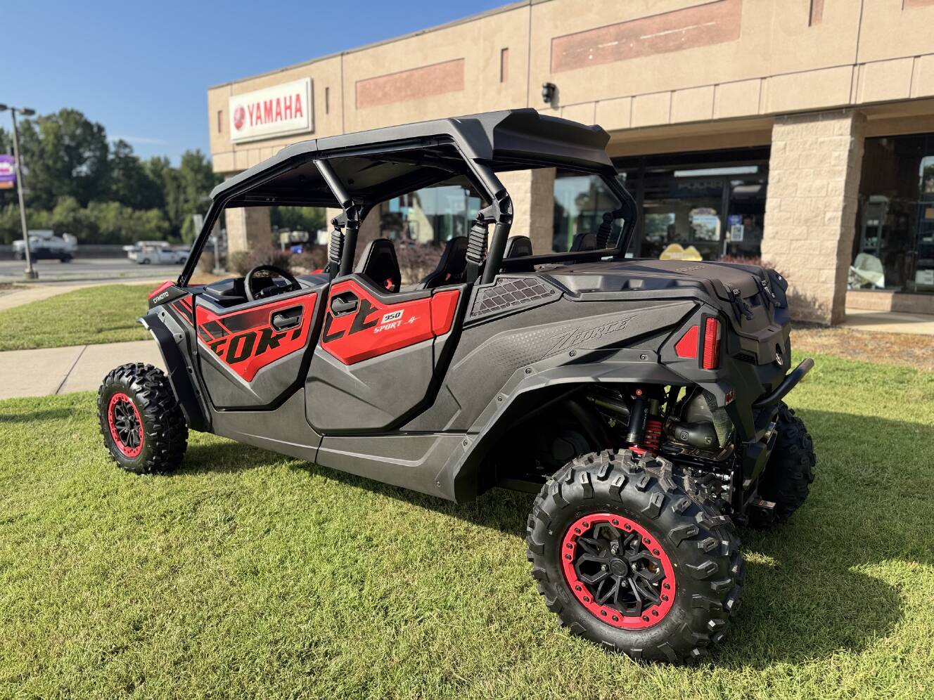 A photo of this 2026 CFMOTO ZFORCE 950 SPORT-4