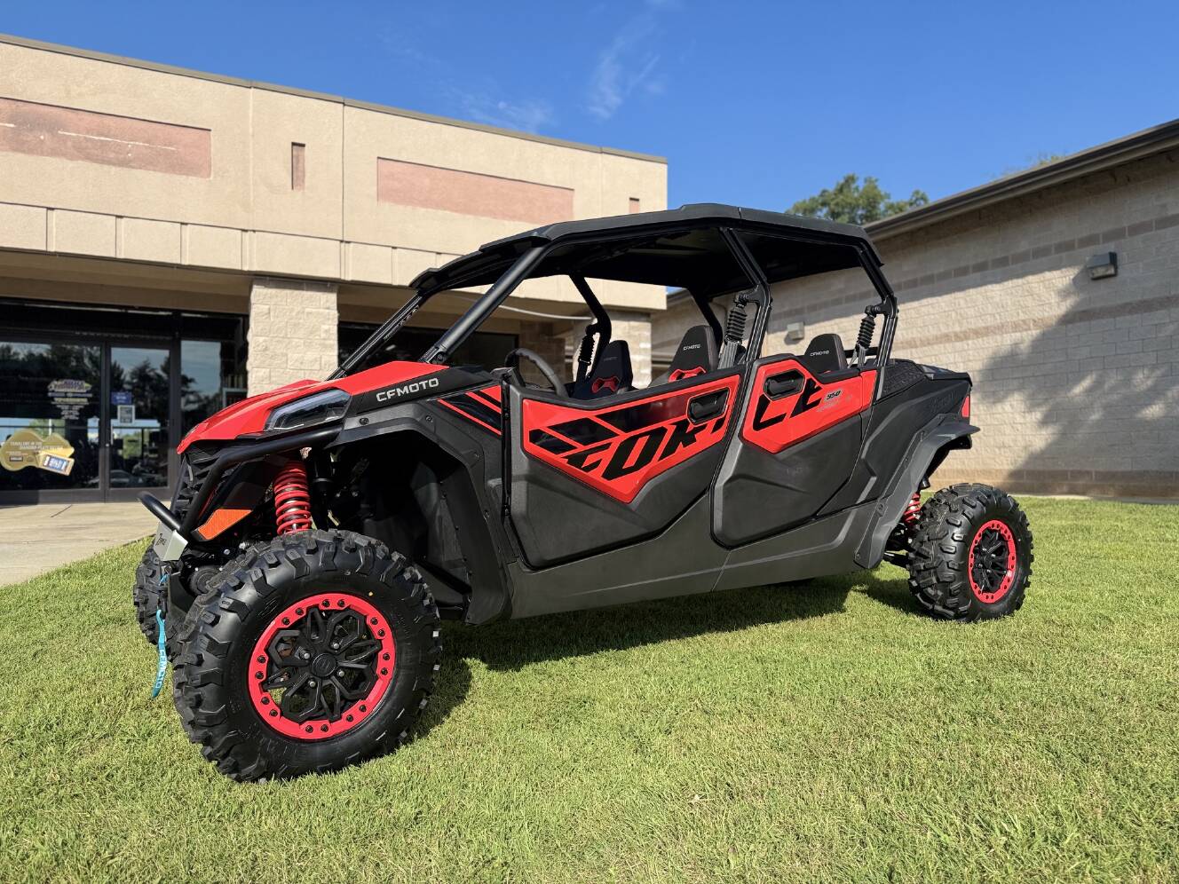 A photo of this 2026 CFMOTO ZFORCE 950 SPORT-4