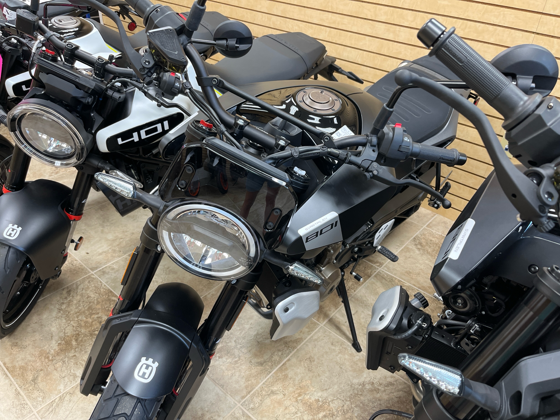 2025 Husqvarna Svartpilen 801 801 in Berkeley Springs, WV