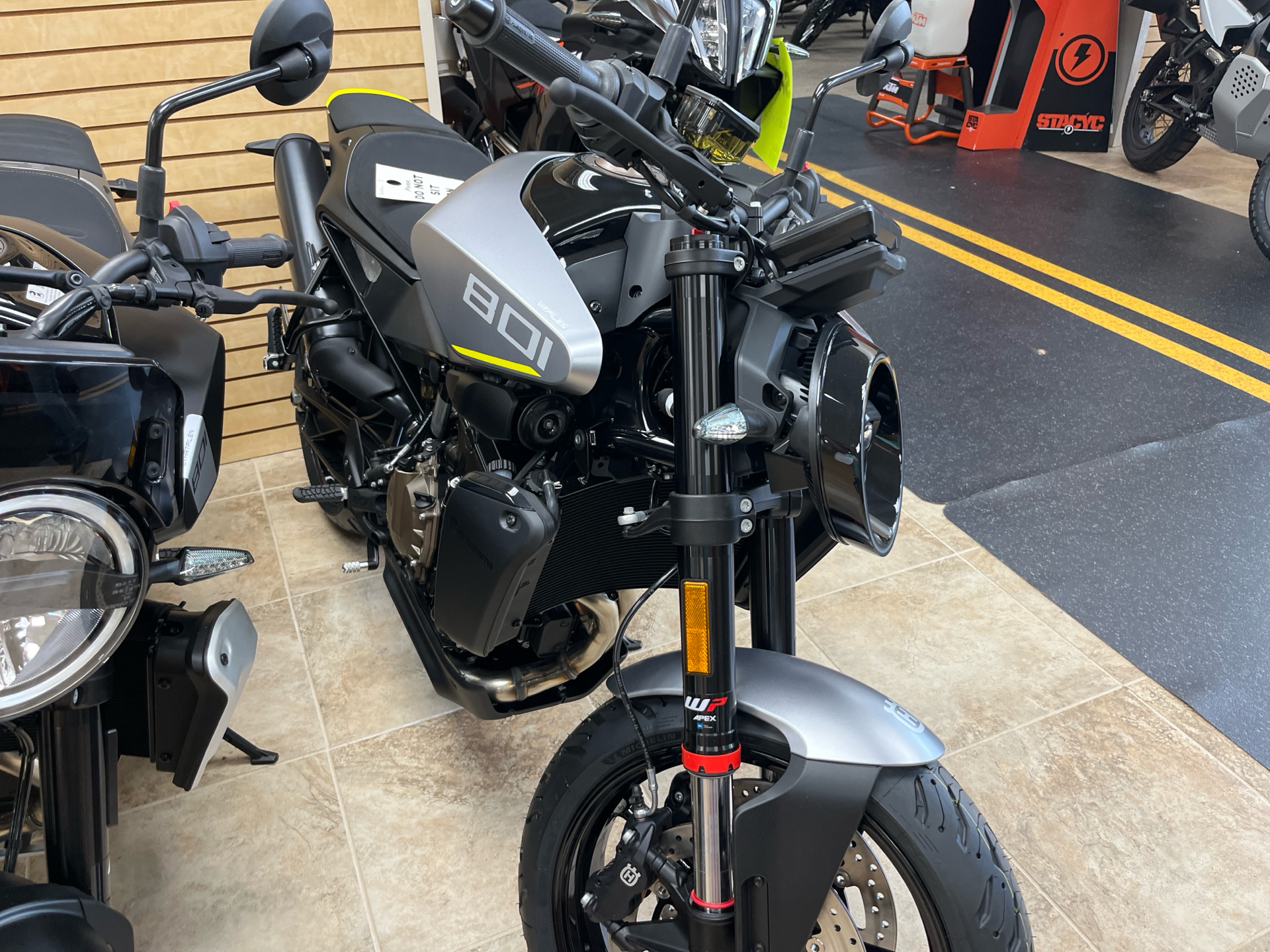 2025 Husqvarna Svartpilen 801 801 in Berkeley Springs, WV