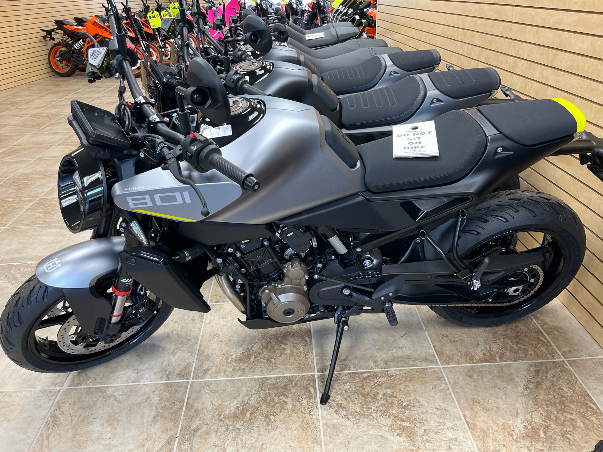 2025 Husqvarna Vitpilen 801 801 in Berkeley Springs, WV