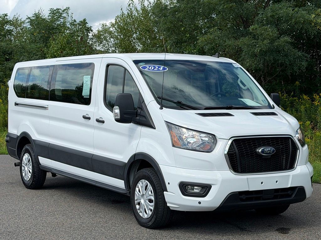 2024 FORD TRANSIT 350 in Dickson City, PA