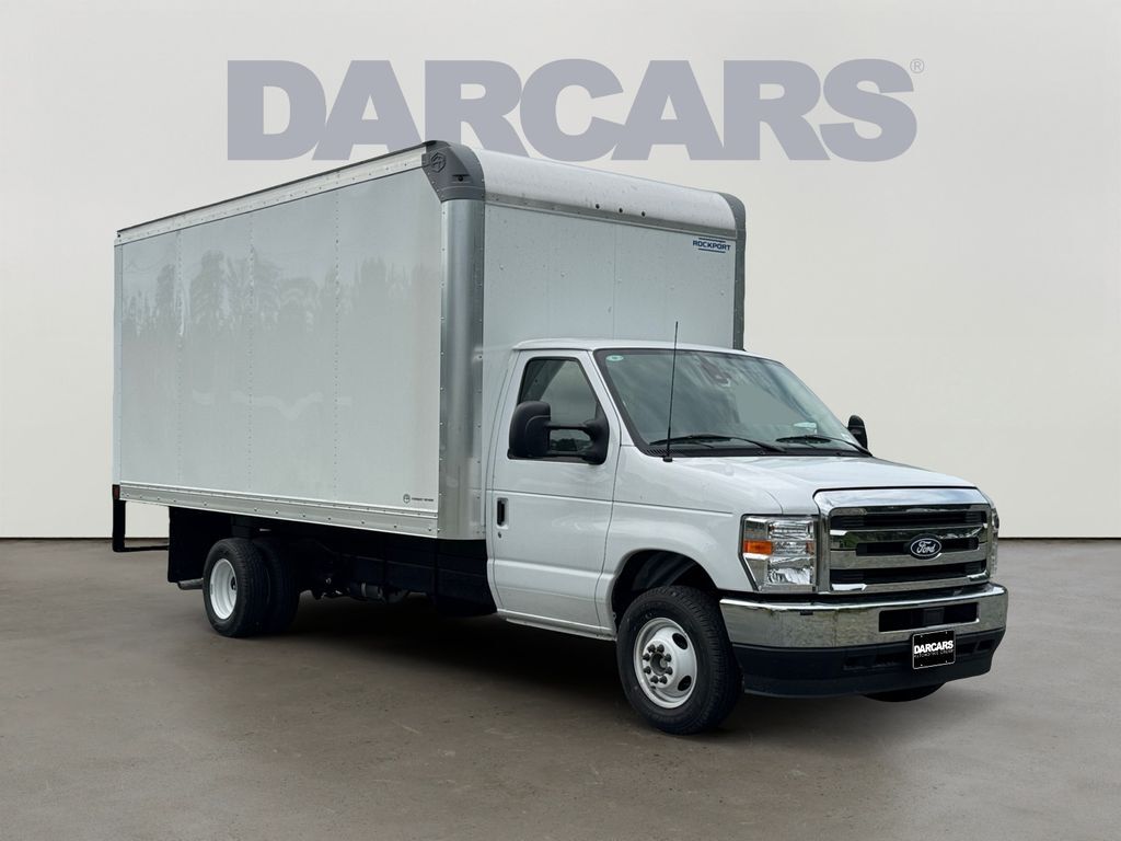 2027 Ford E-450SD in Lanham, MD