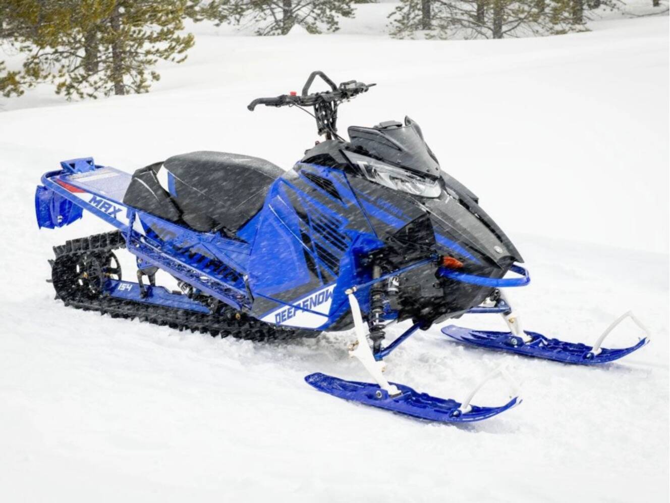 A photo of this 2024 Yamaha Mountain Max LE 154