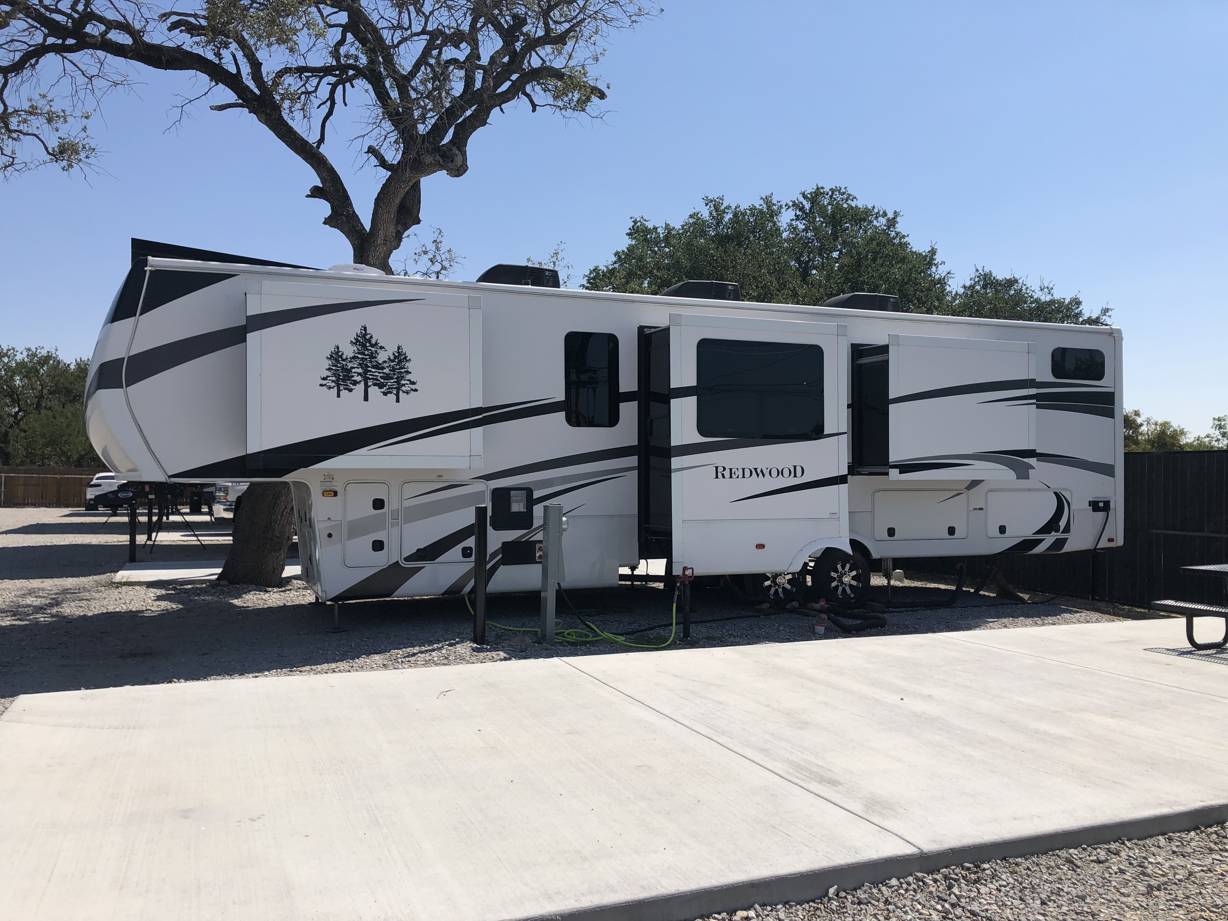2021 Crossroads REDWOOD 3981FK RV
