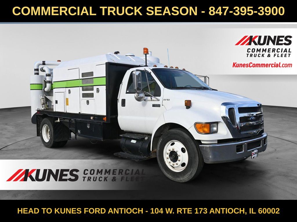 2004 FORD F650 in Antioch, IL